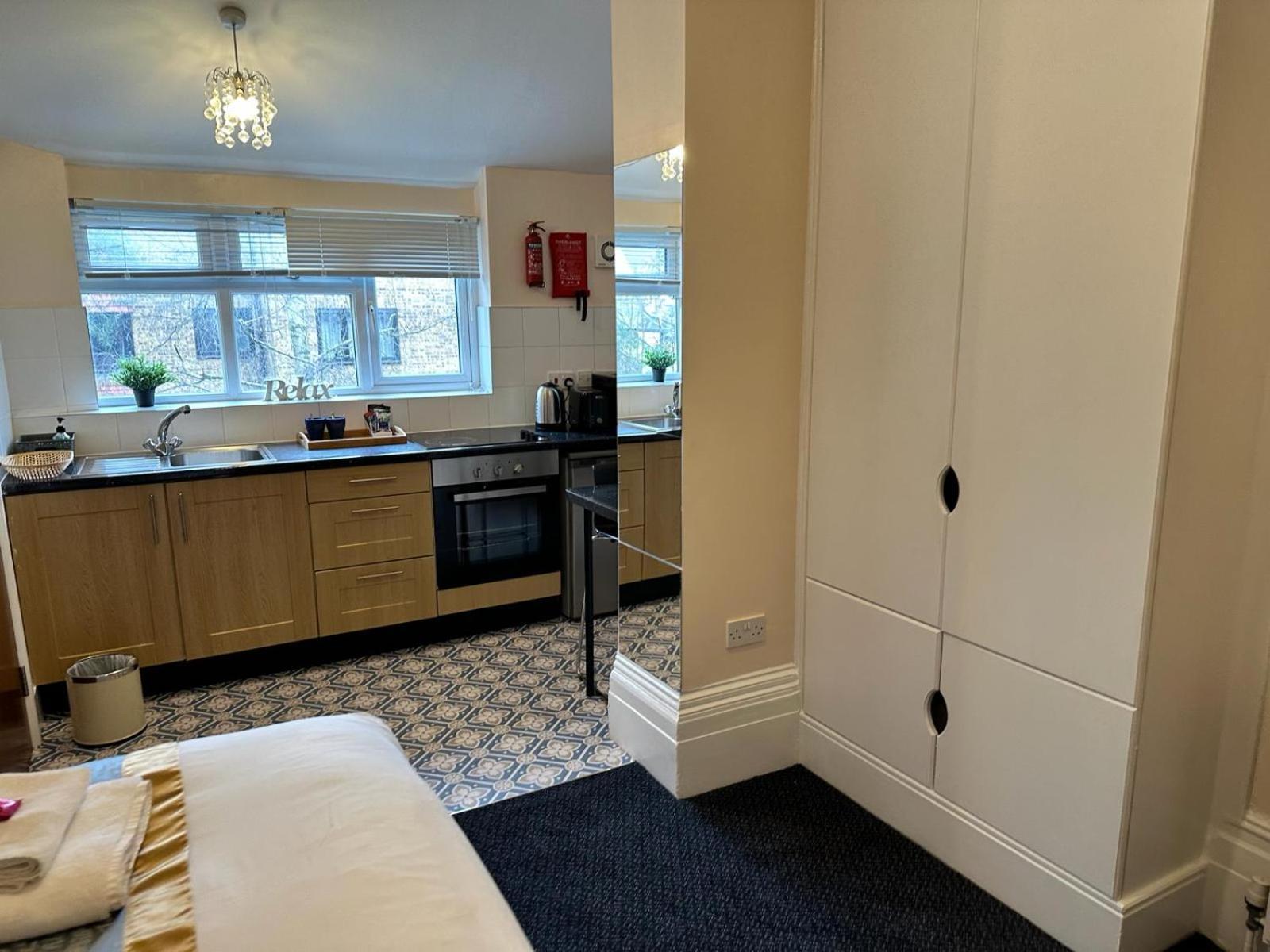 United Lodge Hotel Londra Dış mekan fotoğraf