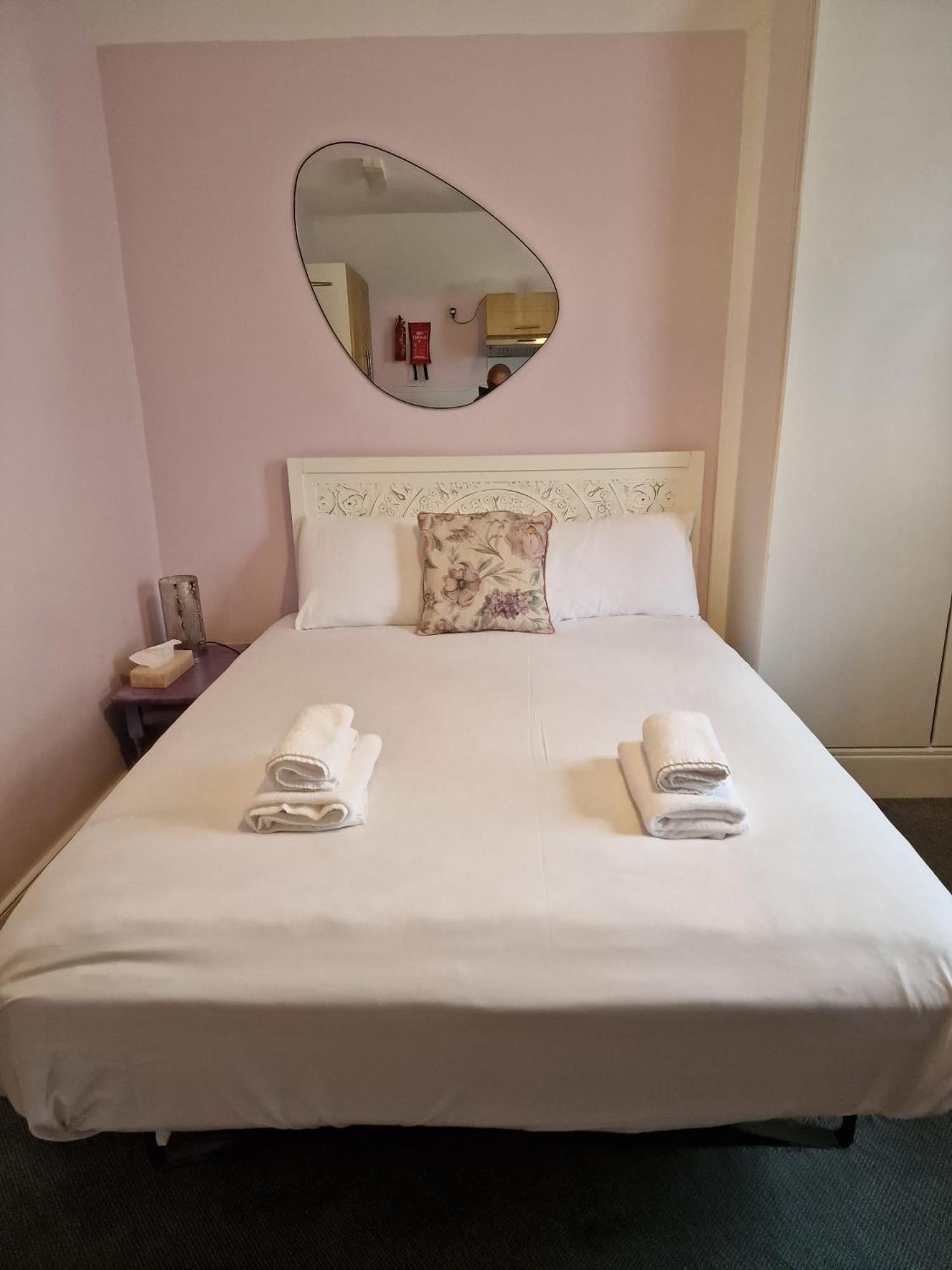 United Lodge Hotel Londra Dış mekan fotoğraf