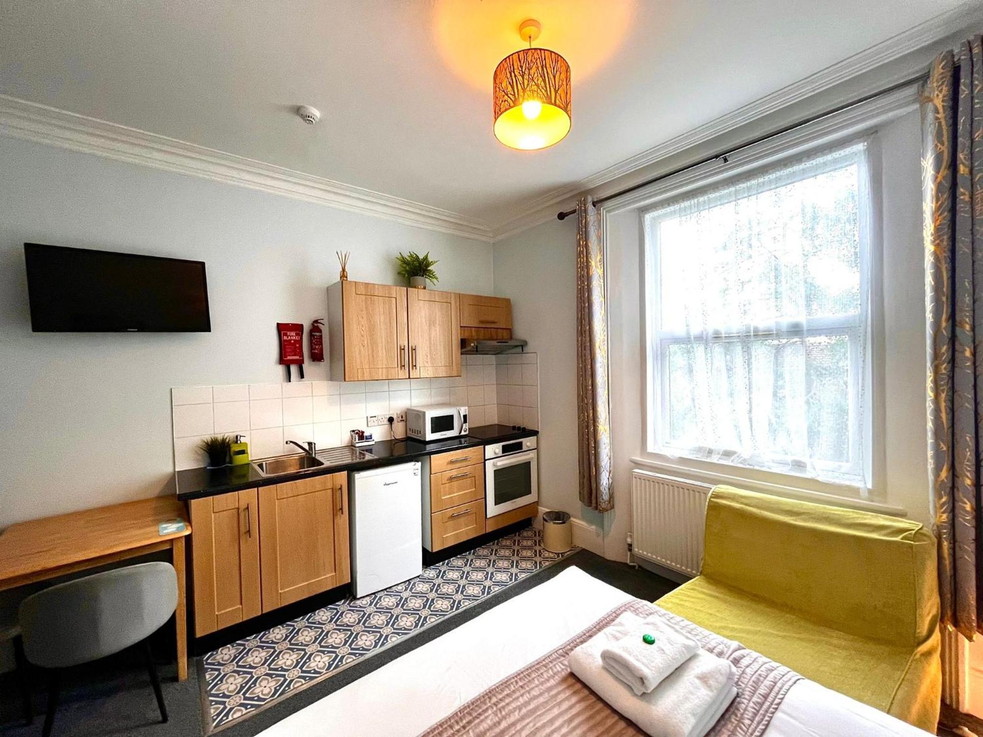 United Lodge Hotel Londra Dış mekan fotoğraf